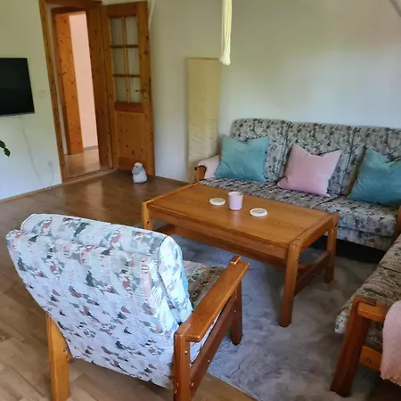 Apartment With Garden, Cleaning Included *